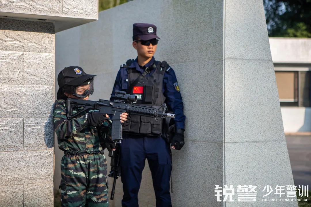 超越體(tǐ)育營圓滿結營：少(shǎo)年(nián)強中國(guó)強，堅定信念勇往直前