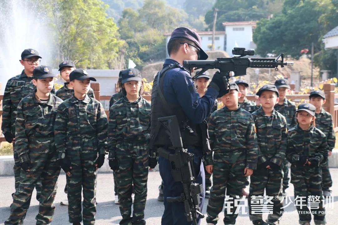 超越體(tǐ)育營圓滿結營：少(shǎo)年(nián)強中國(guó)強，堅定信念勇往直前