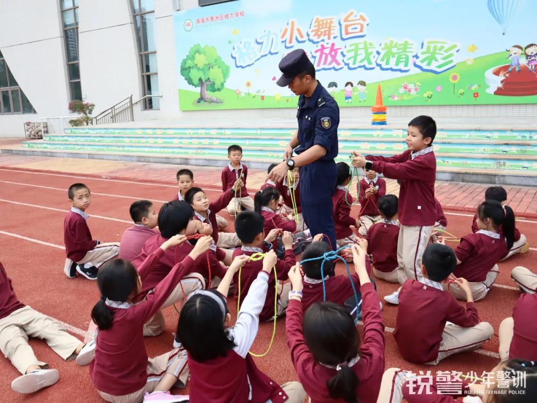珠海(hǎi)銳警少(shǎo)年(nián)警訓：安全教育進校(xiào)園，護航珠海(hǎi)市(shì)香洲區(qū)格力學校(xiào)