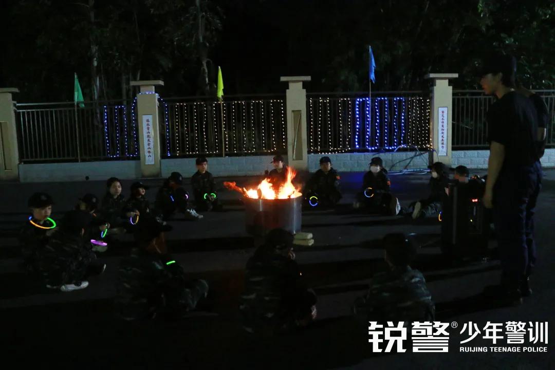 超越體(tǐ)育營圓滿結營：少(shǎo)年(nián)強中國(guó)強，堅定信念勇往直前