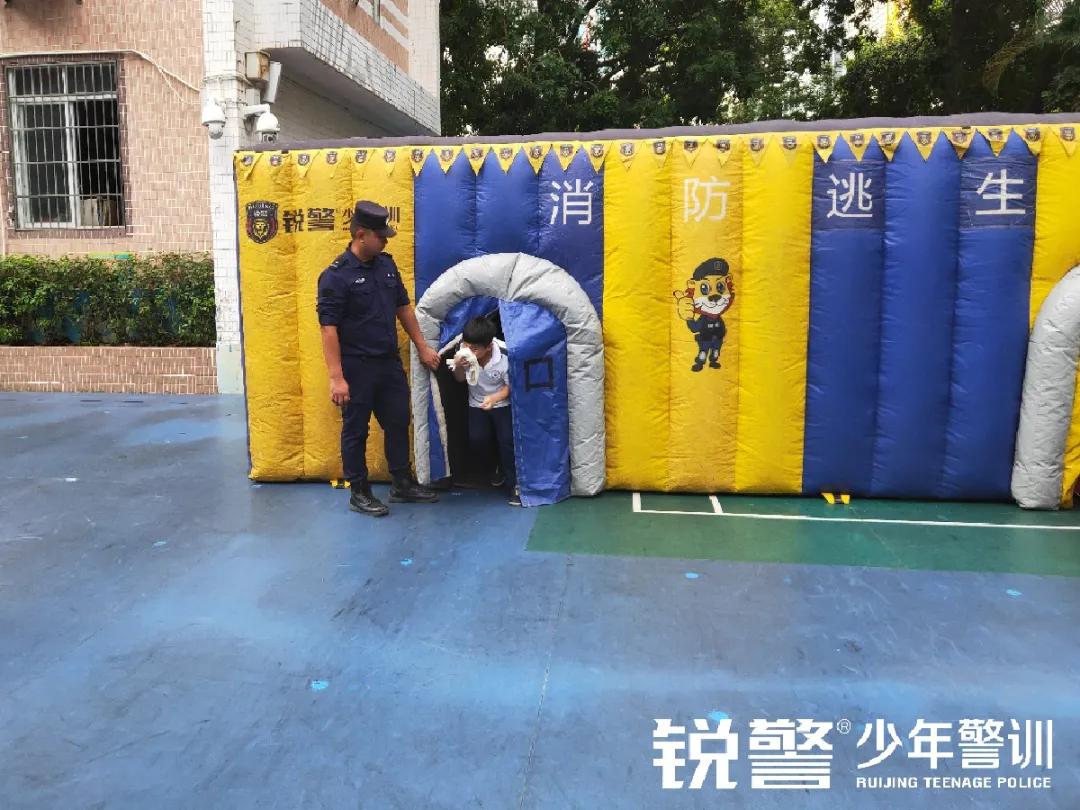 與安全同行(xíng)，走進天河(hé)區(qū)第一(yī)實驗小(xiǎo)學開(kāi)展消防安全教育活動