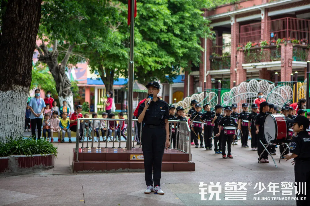 廣州市(shì)公安局機(jī)關幼兒(ér)園“小(xiǎo)特警”警訓素質拓展活動